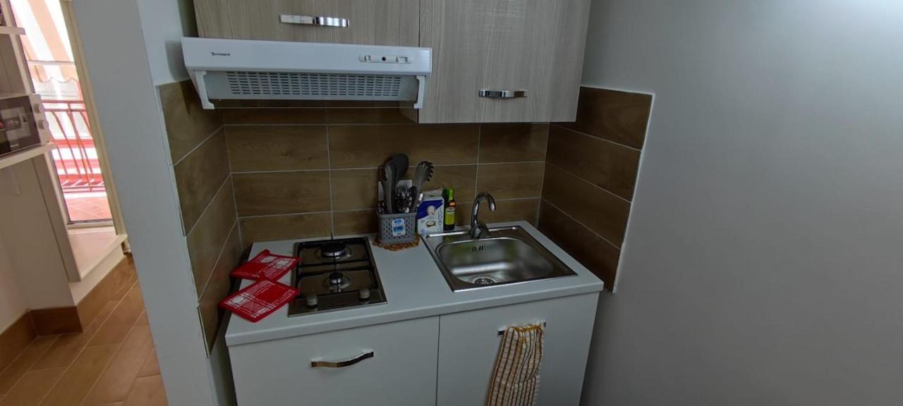 Bibis Home نابولي المظهر الخارجي الصورة